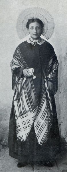 Costume porté en 1912 par une jeune fille de Meistratzheim.
